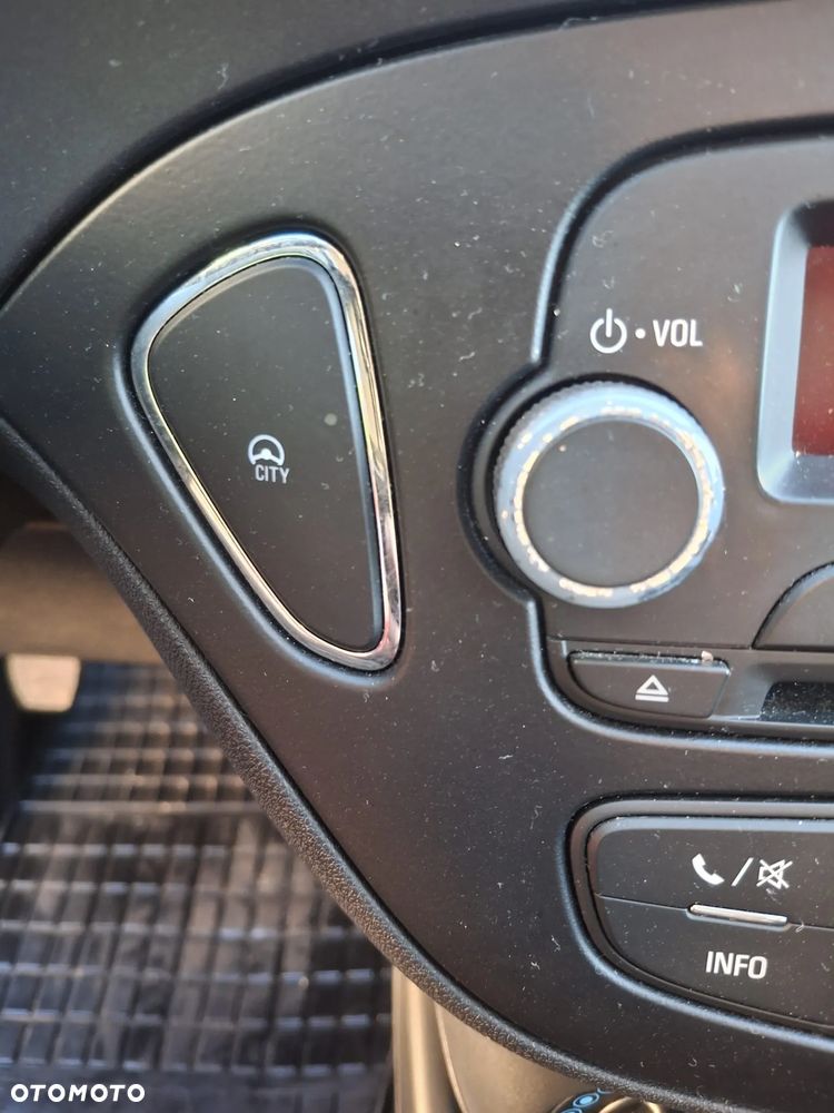 Opel Corsa 1.2 Enjoy - 23