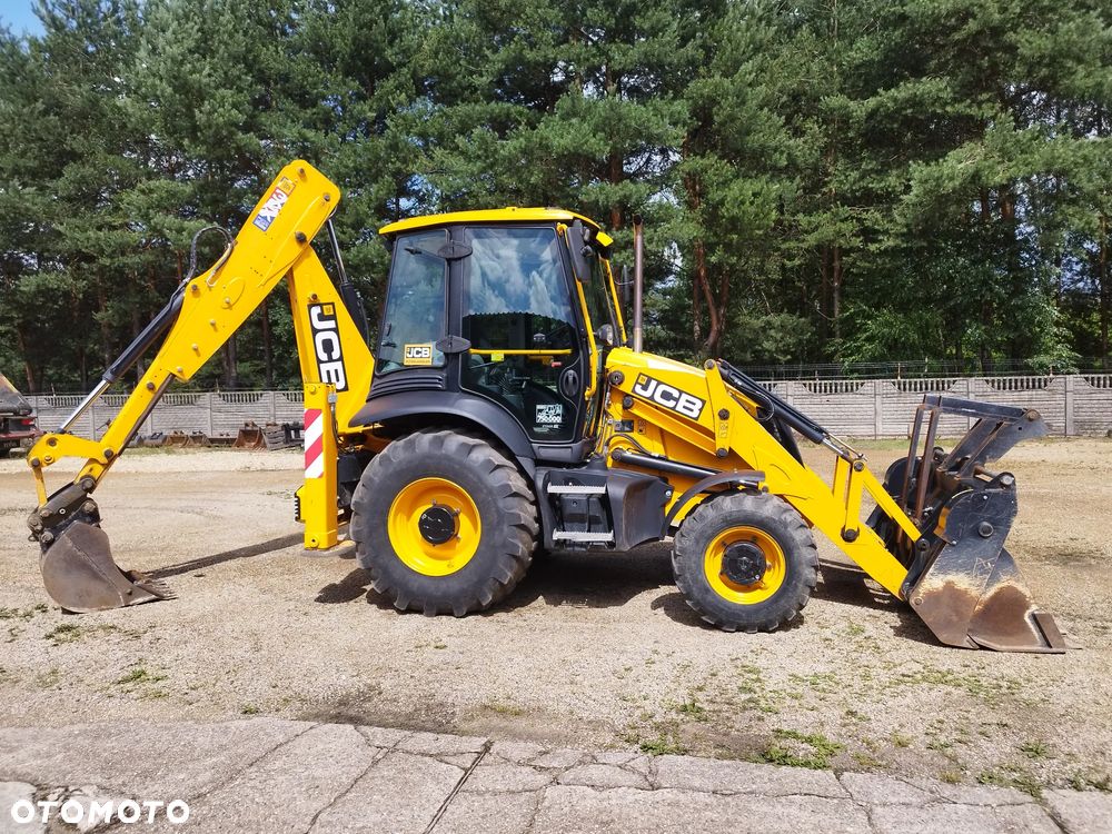 JCB 3CX - SALON PL - 900 mth - 7
