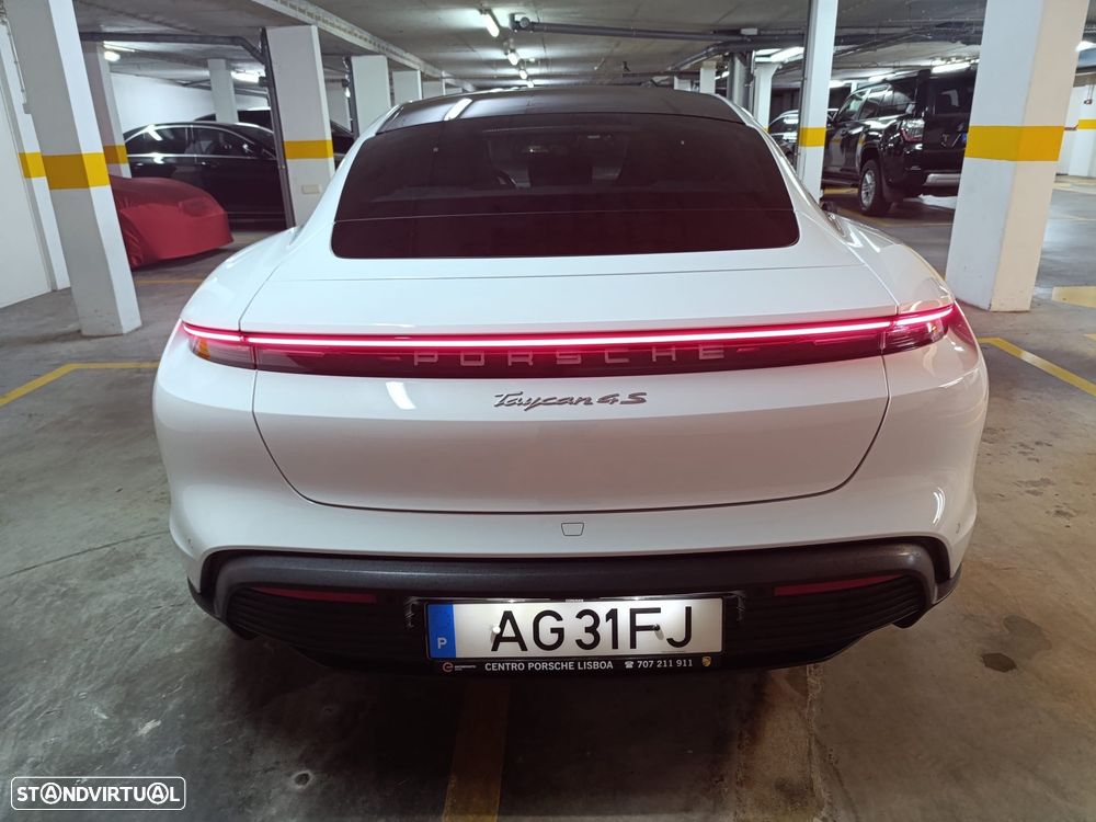 Porsche Taycan 4S - 5