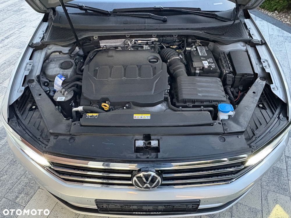 Volkswagen Passat Variant 2.0 TDI SCR DSG Business - 37