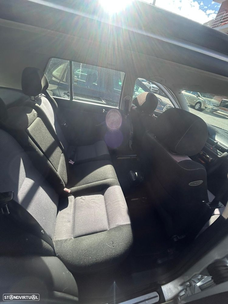 VW Golf 1.4i Confortline - 2