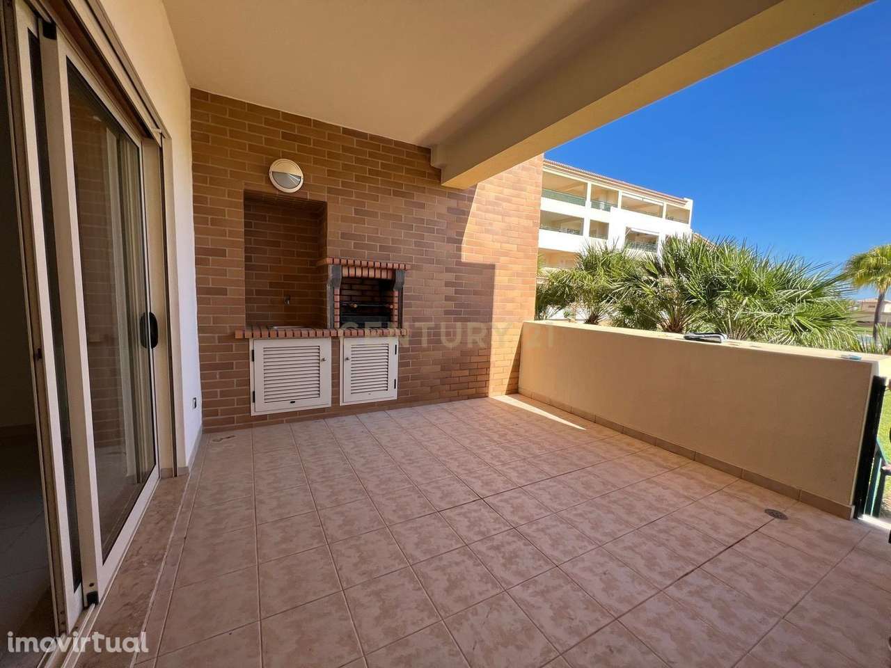 Moradia em banda em condomínio - Terraços do Pinhal em Vilamoura - Grande imagem: 2/21