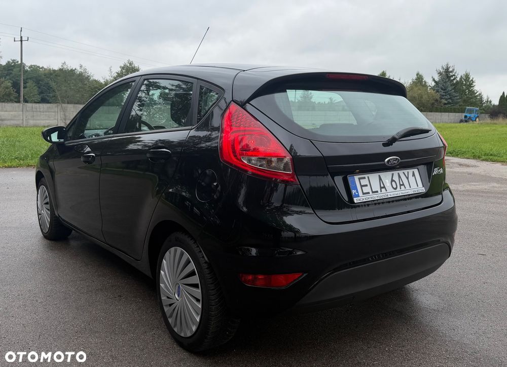 Ford Fiesta 1.25 Champions Edition - 5