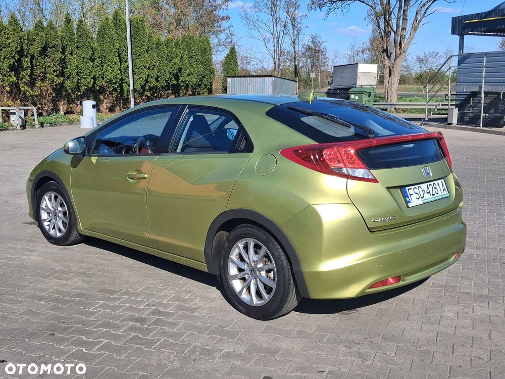 Honda Civic 1.4 i-VTEC Comfort - 4