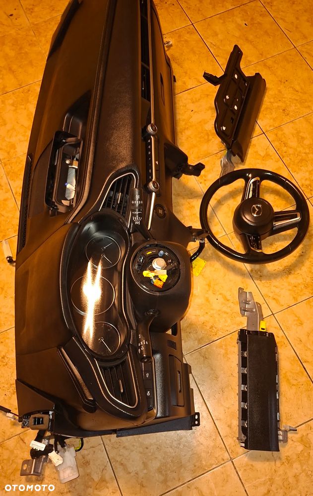 Mazda cx-30 konsola poduszki USA oryginalne - 2