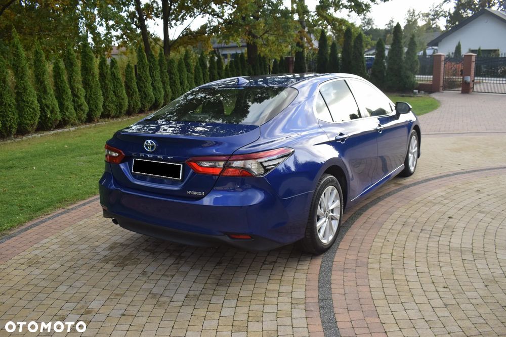 Toyota Camry 2.5 Hybrid Comfort CVT - 6