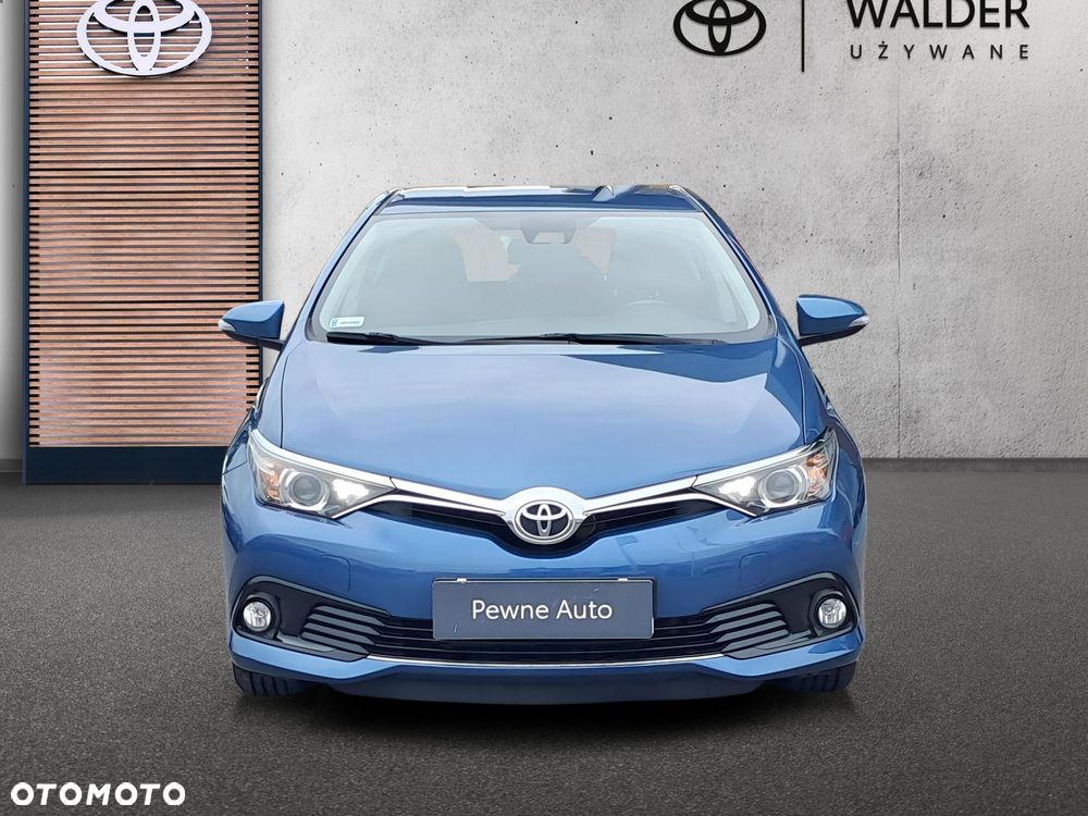 Toyota Auris - 8
