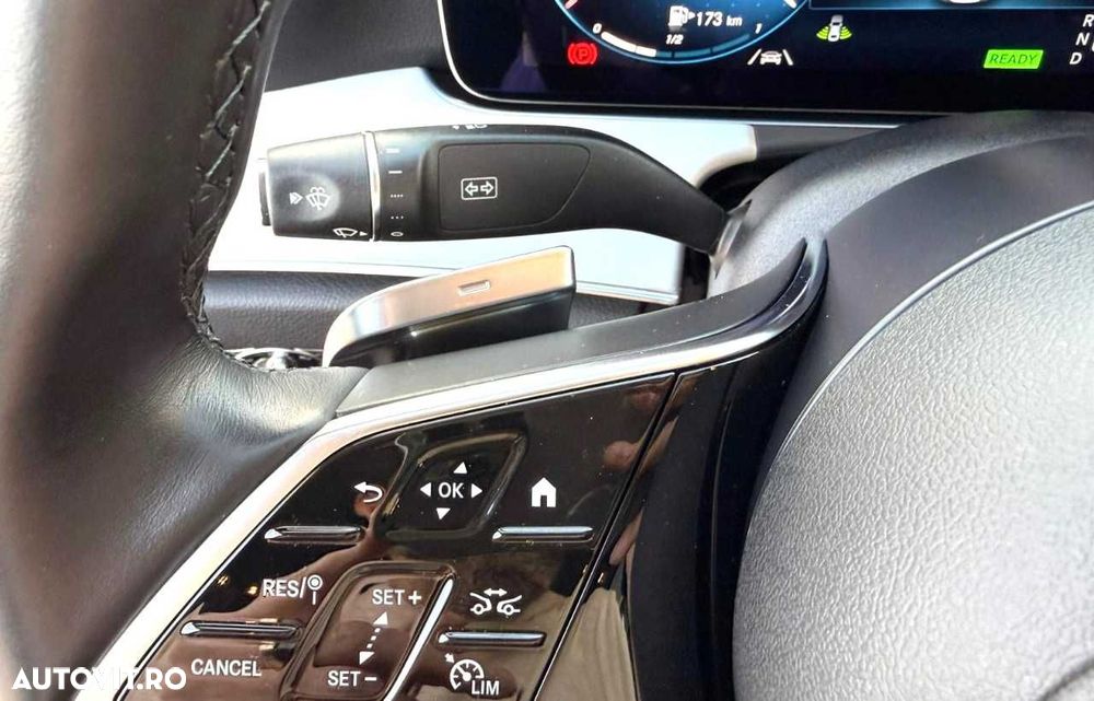 Mercedes-Benz E - 22