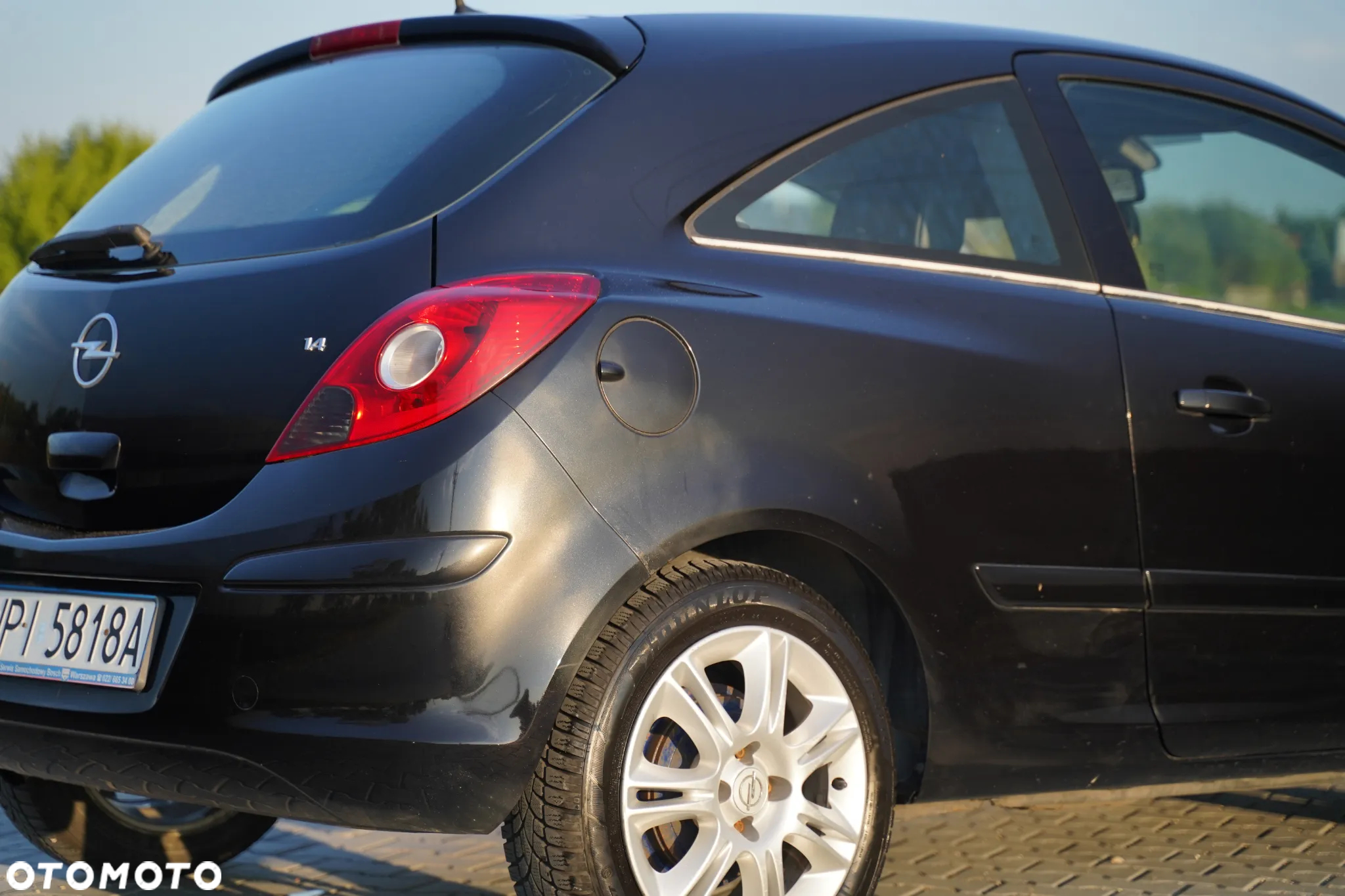 Opel Corsa 1.4 16V Enjoy - 21