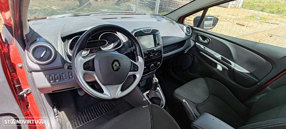Renault Clio Energy dCi 90 Start & Stop Experience - 13