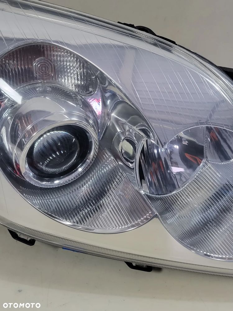 TOYOTA AVENSIS II T25 03-06 PRAWA PRZEDNIA LAMPA KOMPLETNA EU - 3