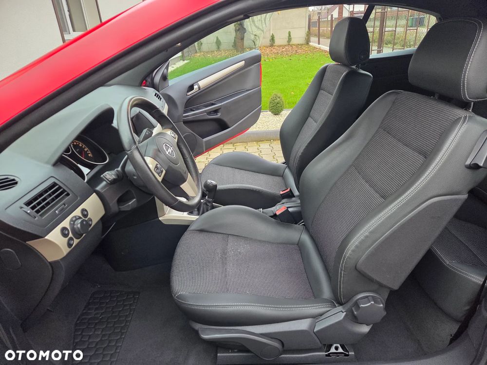 Opel Astra 1.8 Enjoy EU5 - 26