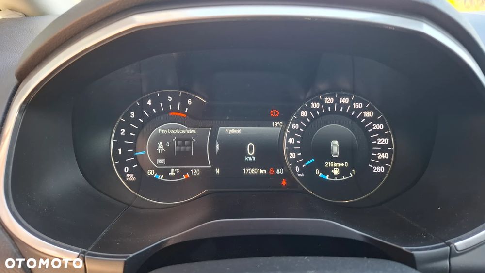 Ford S-Max - 9