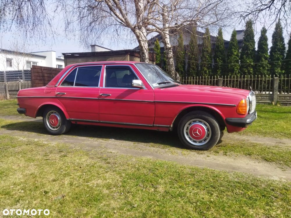Mercedes-Benz W123 - 3