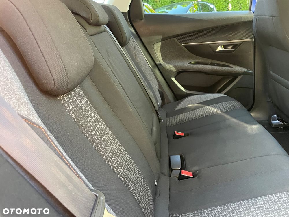 Peugeot 3008 1.5 BlueHDi Allure S&S EAT8 - 12