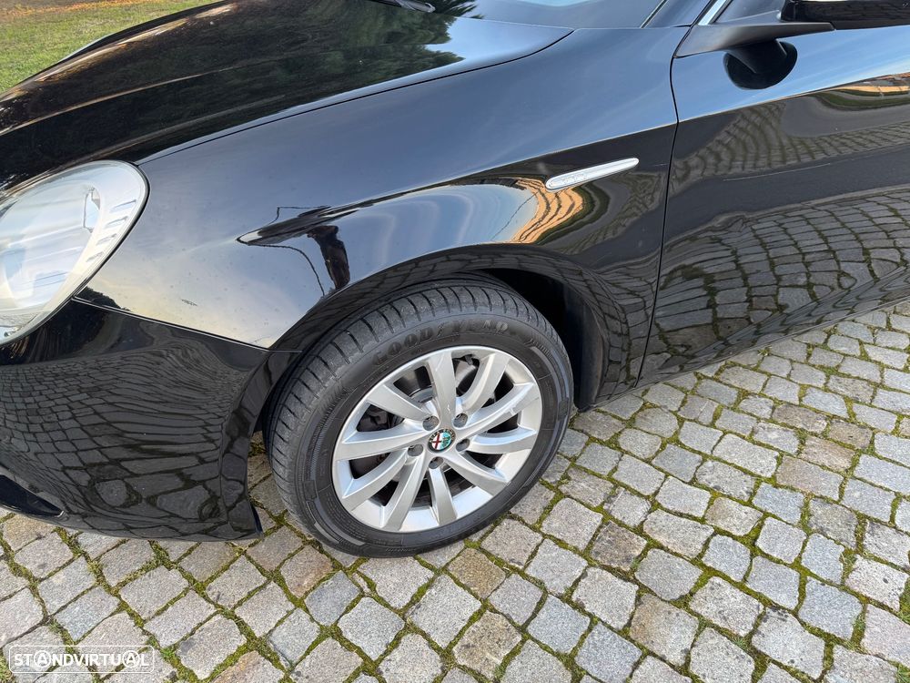 Alfa Romeo Giulietta 1.4 T M-air Distinctive - 22