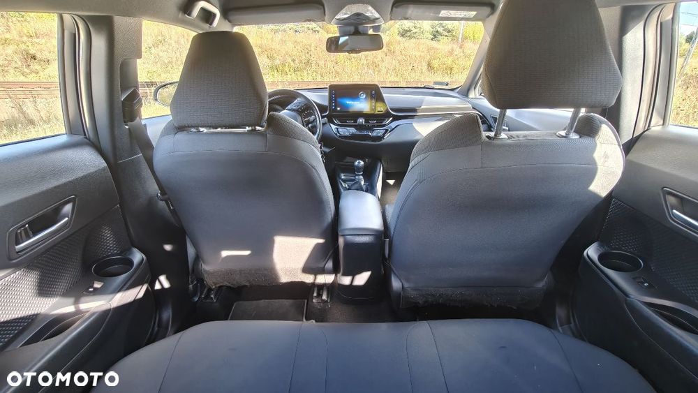 Toyota C-HR - 8
