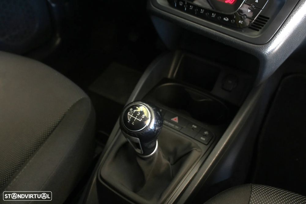 SEAT Ibiza 1.6 TDI Sport DPF - 48