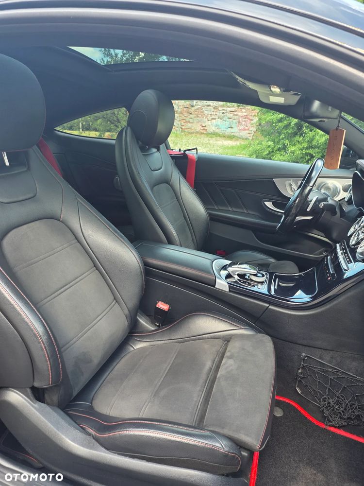 Mercedes-Benz Klasa C AMG 43 4Matic 9G-TRONIC - 12