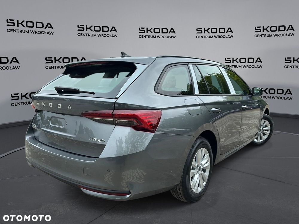 Skoda Octavia - 3