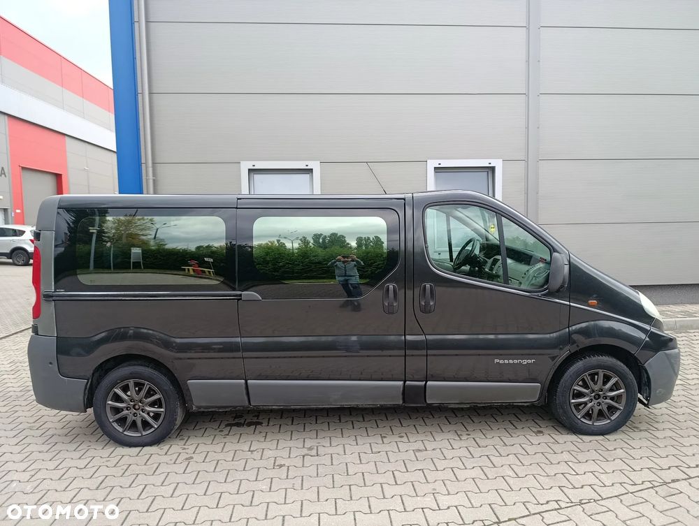 Renault Trafic - 18