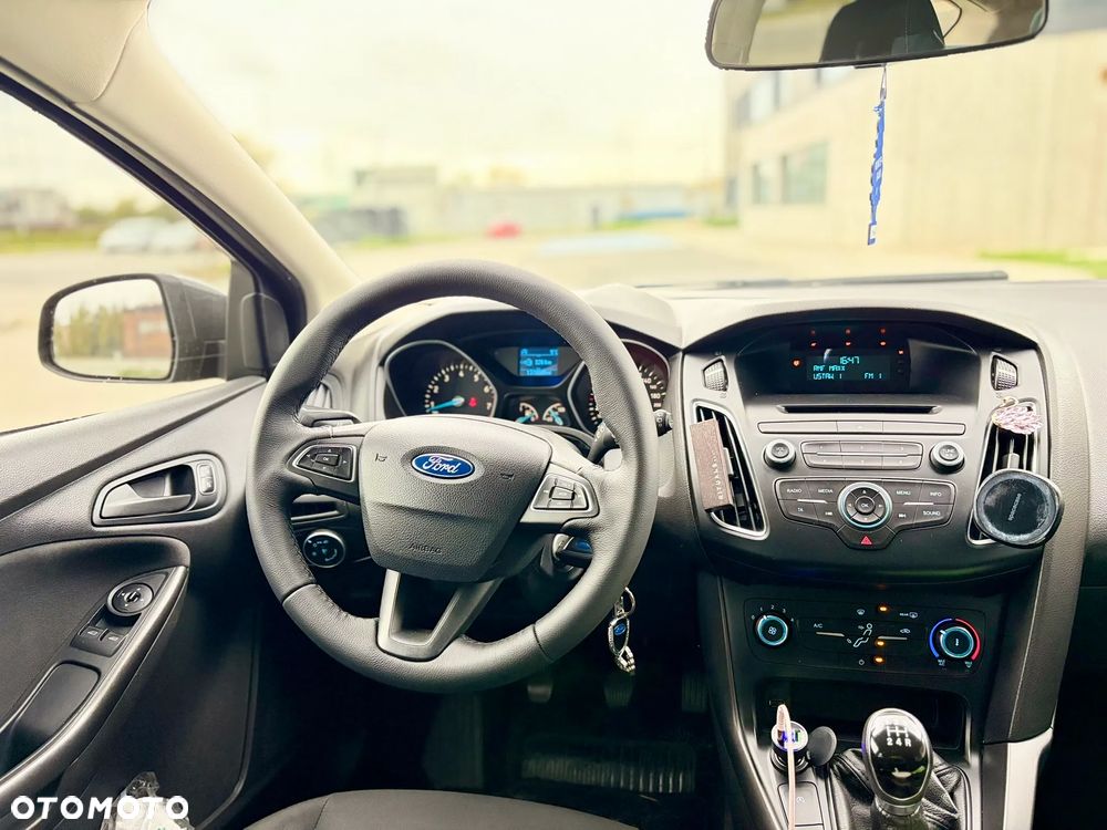 Ford Focus 1.0 EcoBoost 99g Trend - 10