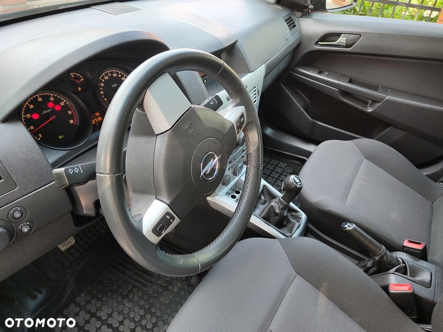 Opel Astra 1.4 - 15