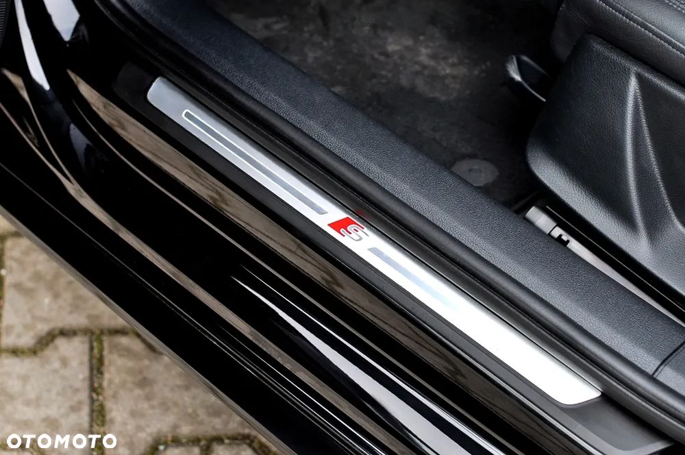 Audi A4 Avant 2.0 TDI S tronic - 20