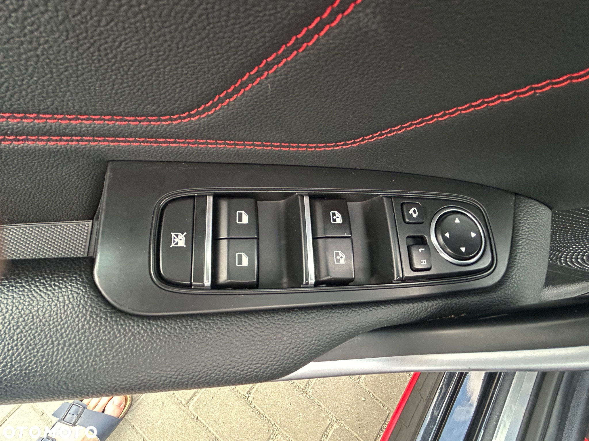 Kia ProCeed 1.6 T-GDI GT DCT - 28
