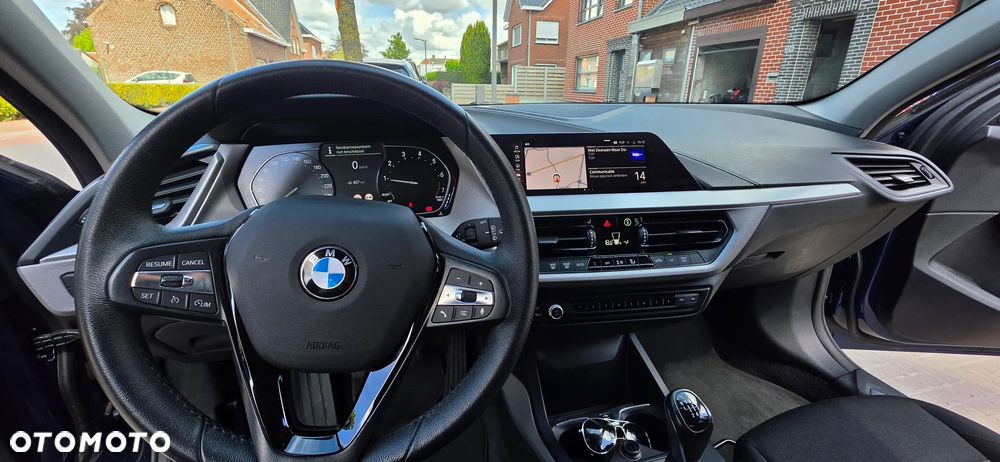 BMW Seria 1 118i - 13
