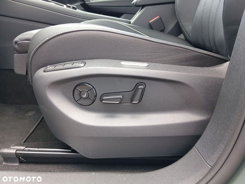 Volkswagen Tiguan - 14