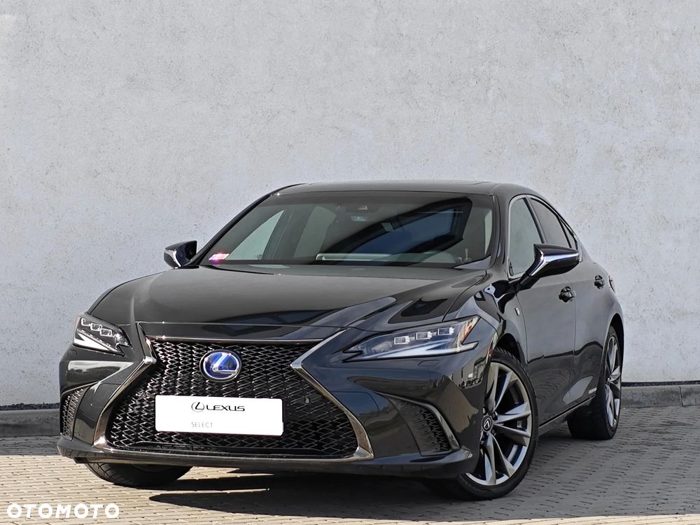 Lexus ES 300h F Sport Edition - 1