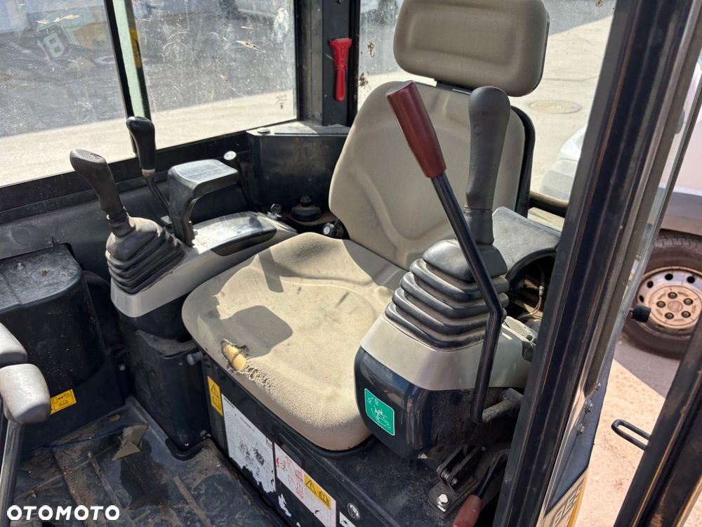 Komatsu Pc26 Mr-3 - 9