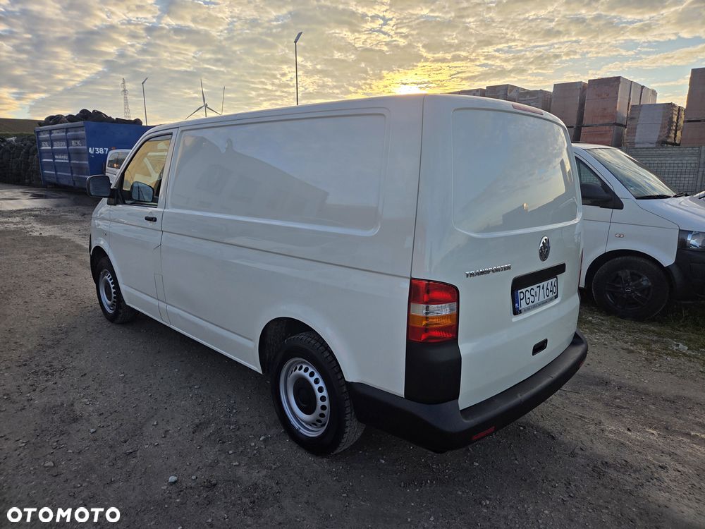 Volkswagen Transporter - 6