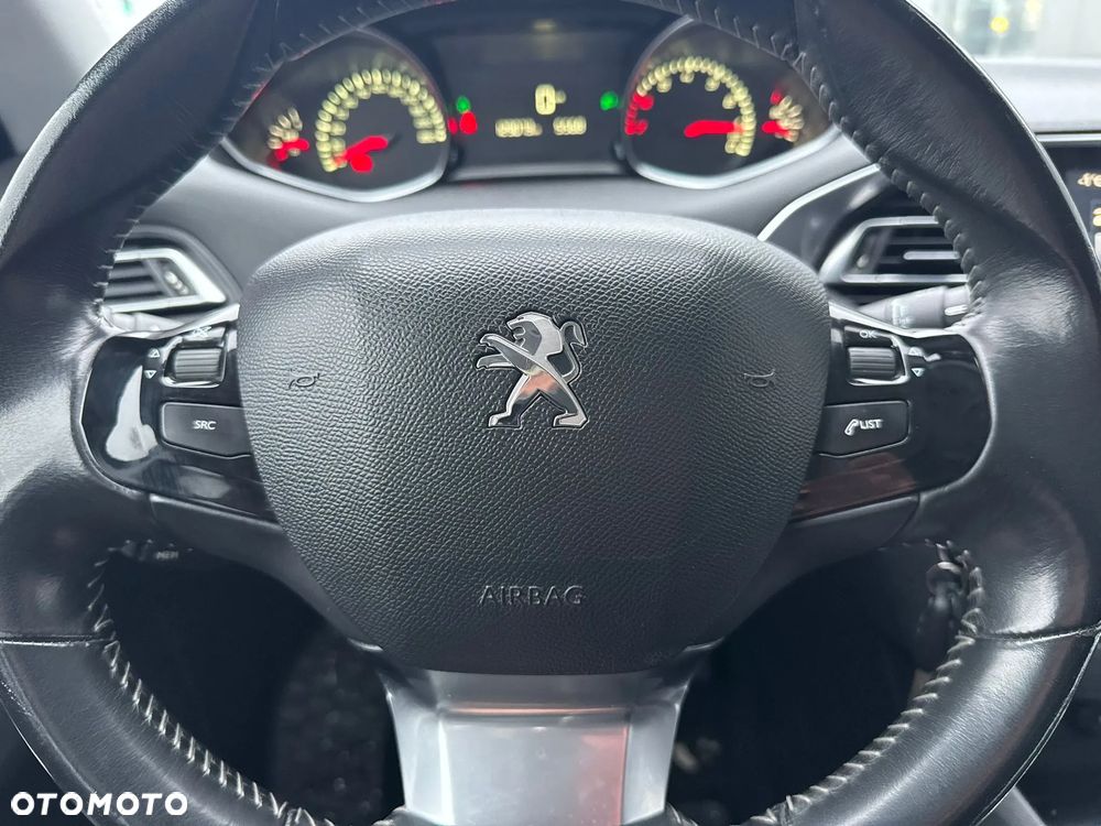 Peugeot 308 PureTech 130 Stop & Start Style - 8