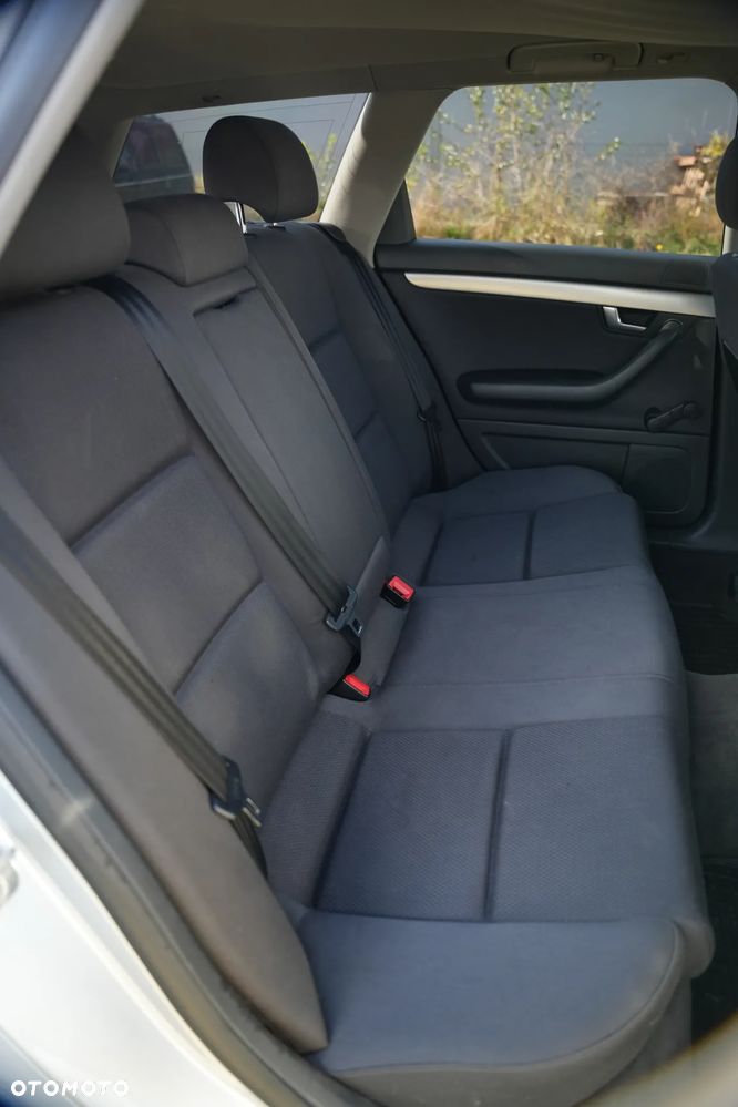 Audi A4 Avant 1.8T Quattro - 23