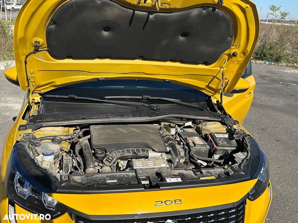 Peugeot 208 1.2 L PureTech STT EAT8 Active Pack - 9