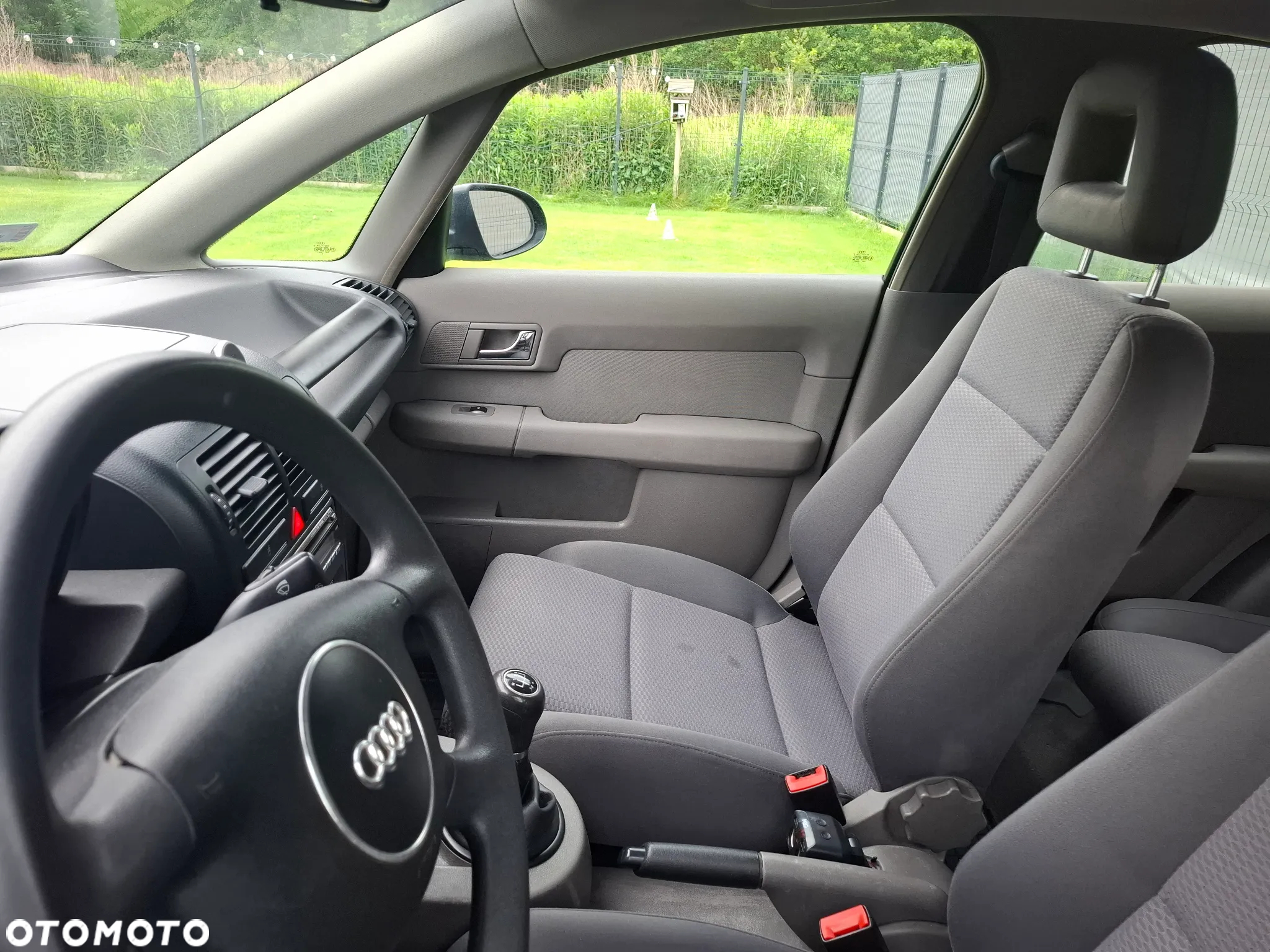 Audi A2 1.4 - 15