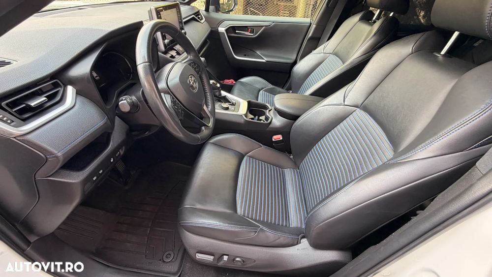 Toyota RAV4 2.5 VVT-iE 4x4 Luxury Premium - 18