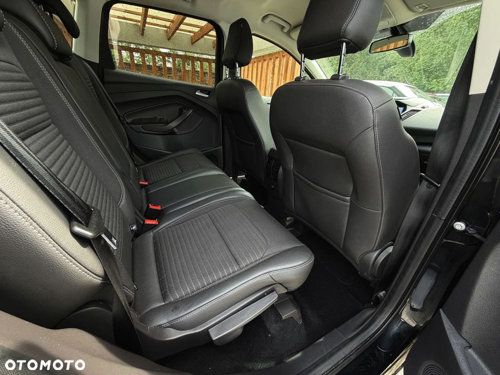 Ford Kuga 2.0 TDCi 2x4 Business Edition - 15