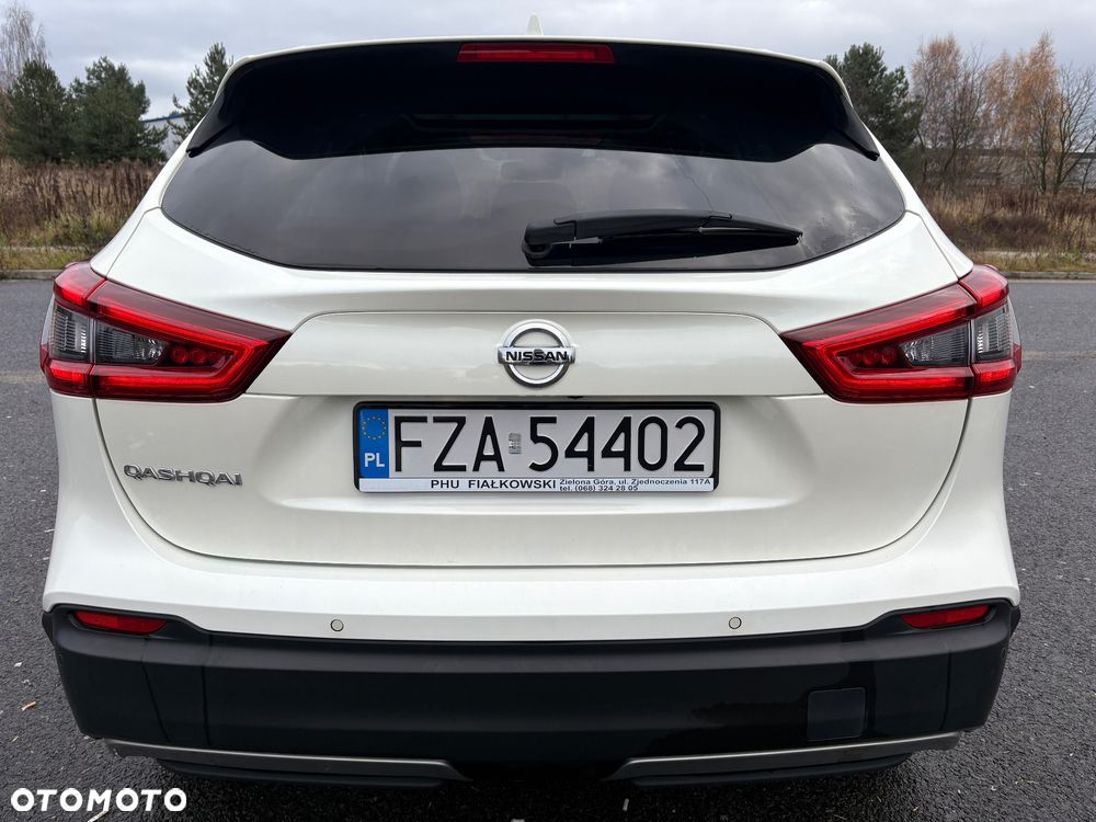 Nissan Qashqai 1.3 DIG-T N-CONNECTA - 8