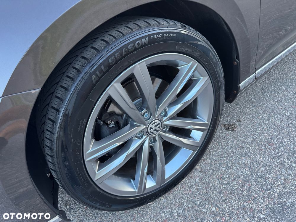 Volkswagen Passat 2.0 TDI SCR DSG Highline - 10