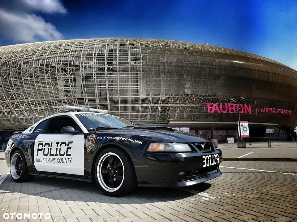 Ford Mustang 4.6 V8 GT - 11