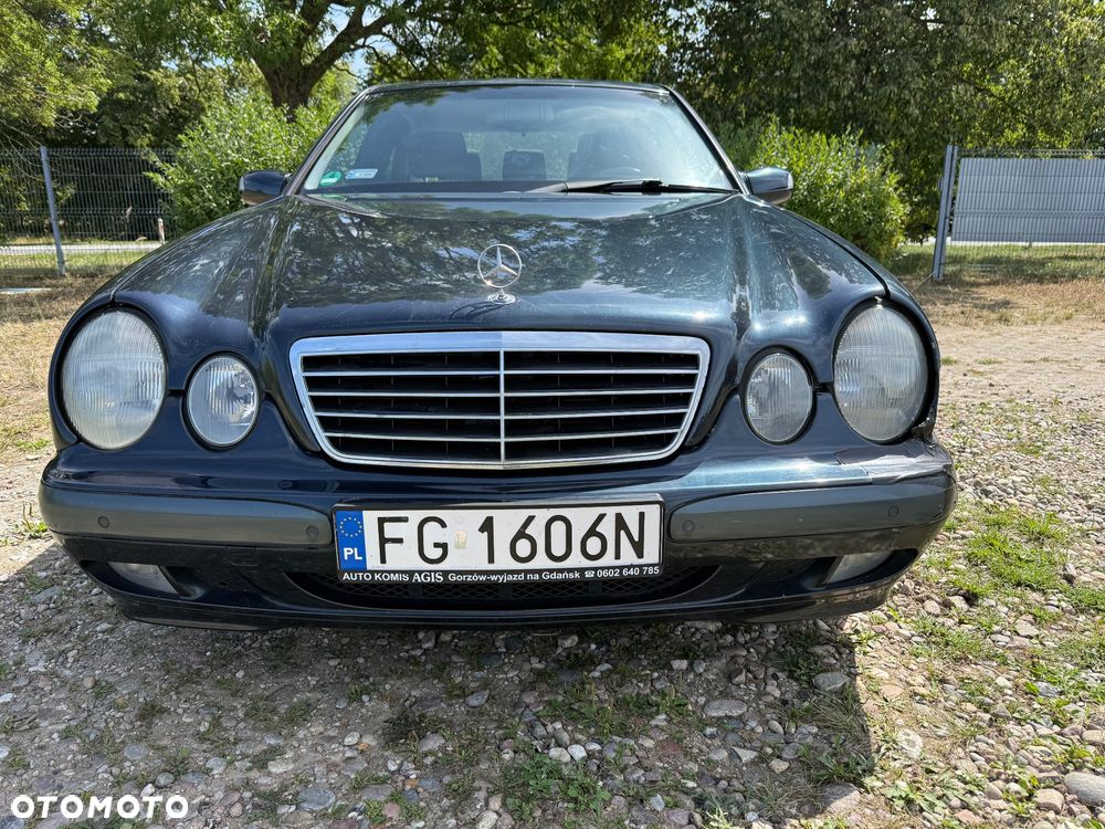 Mercedes-Benz Klasa E - 3