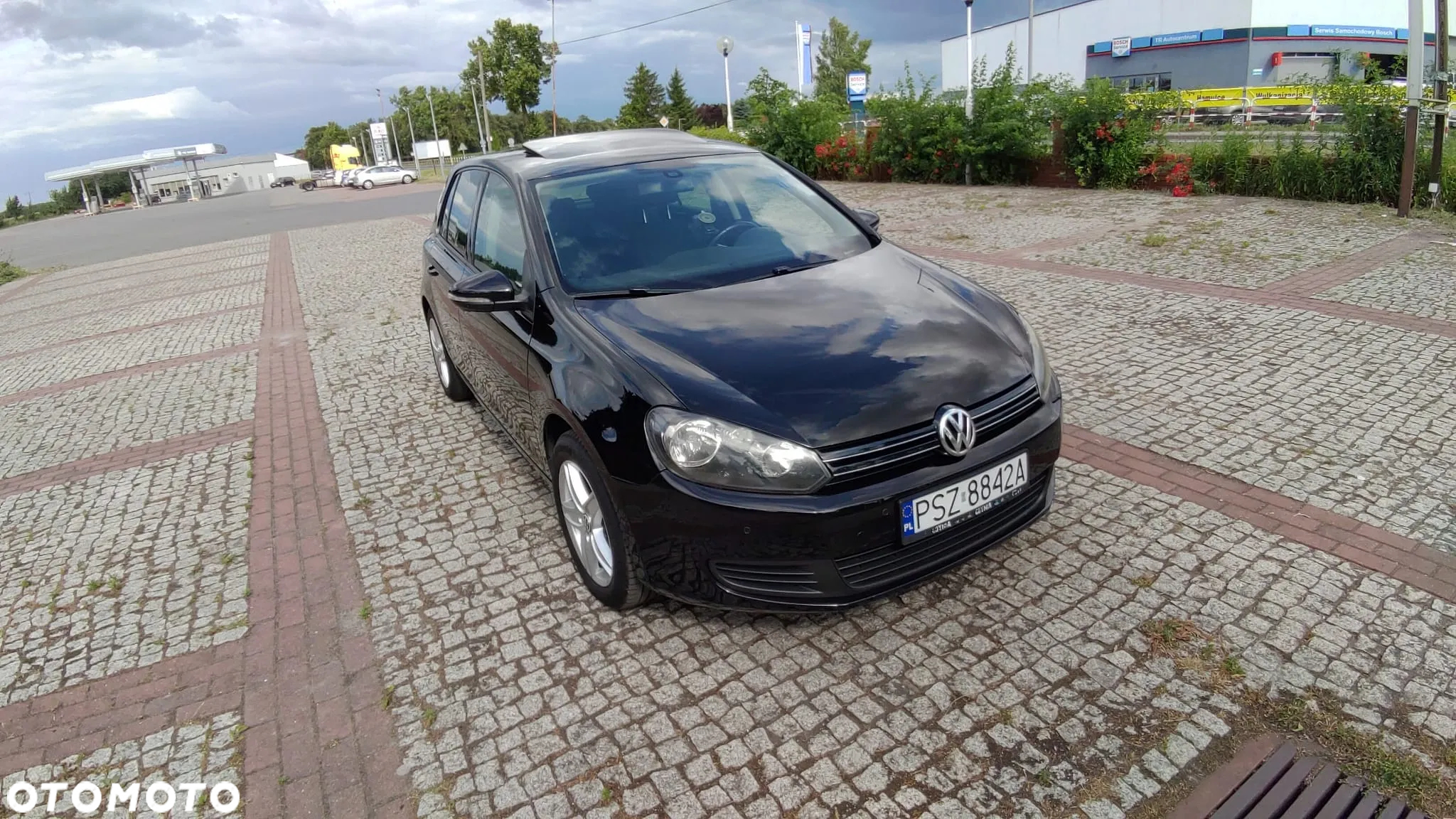 Volkswagen Golf 1.6 TDI DPF BlueMotion Technology Comfortline - 10