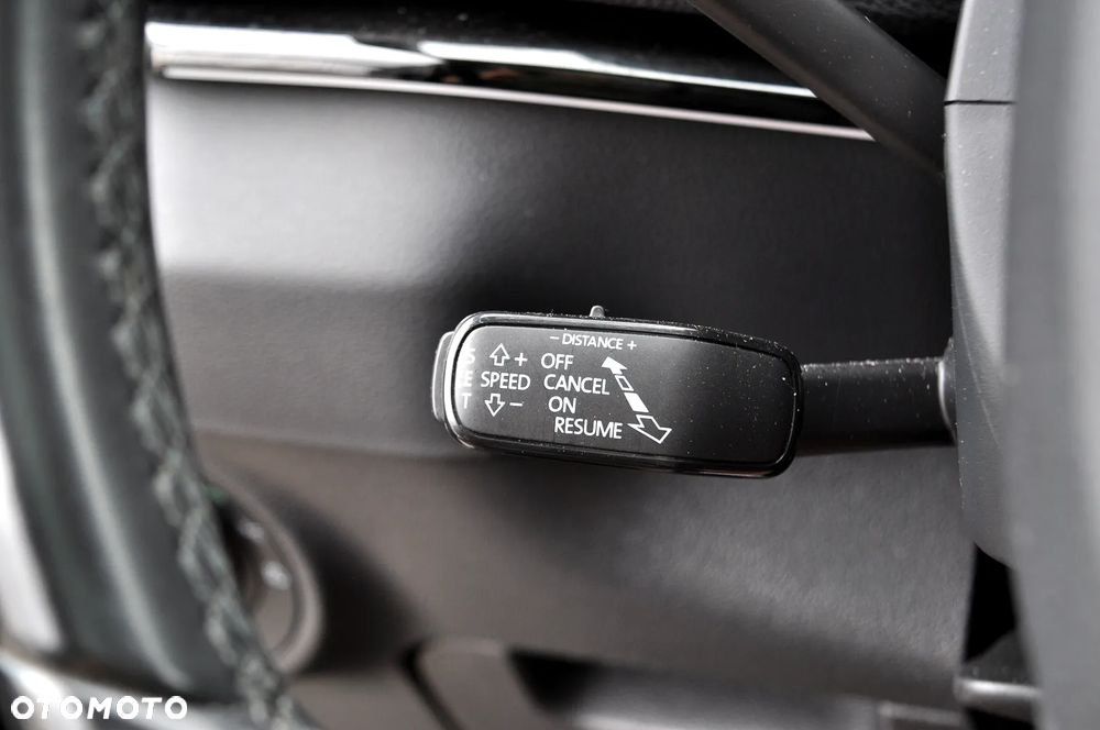 Skoda Karoq 2.0 TDI SCR 4x4 Scout - 30