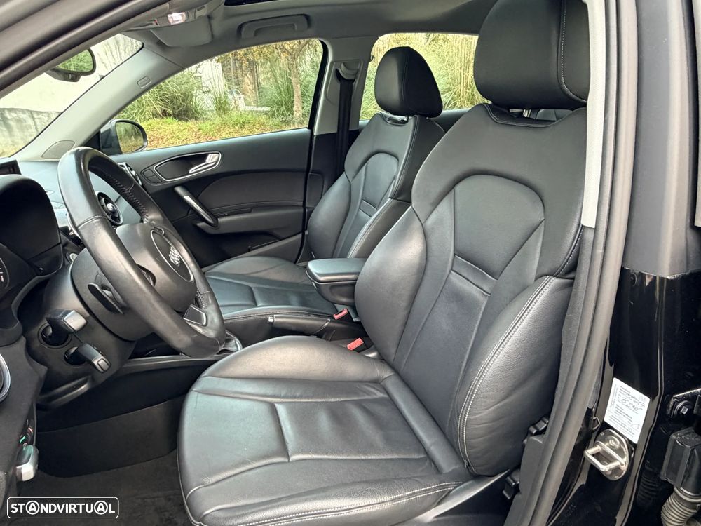 Audi A1 Sportback 1.6 TDI S tronic Ambition - 4