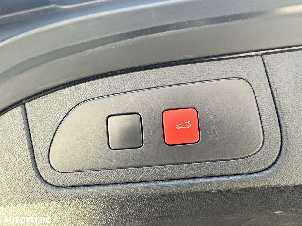 DS Automobiles DS 7 Crossback 1.6 PHeV AWD 300 EAT8 PERFORMANCE LINE + - 25