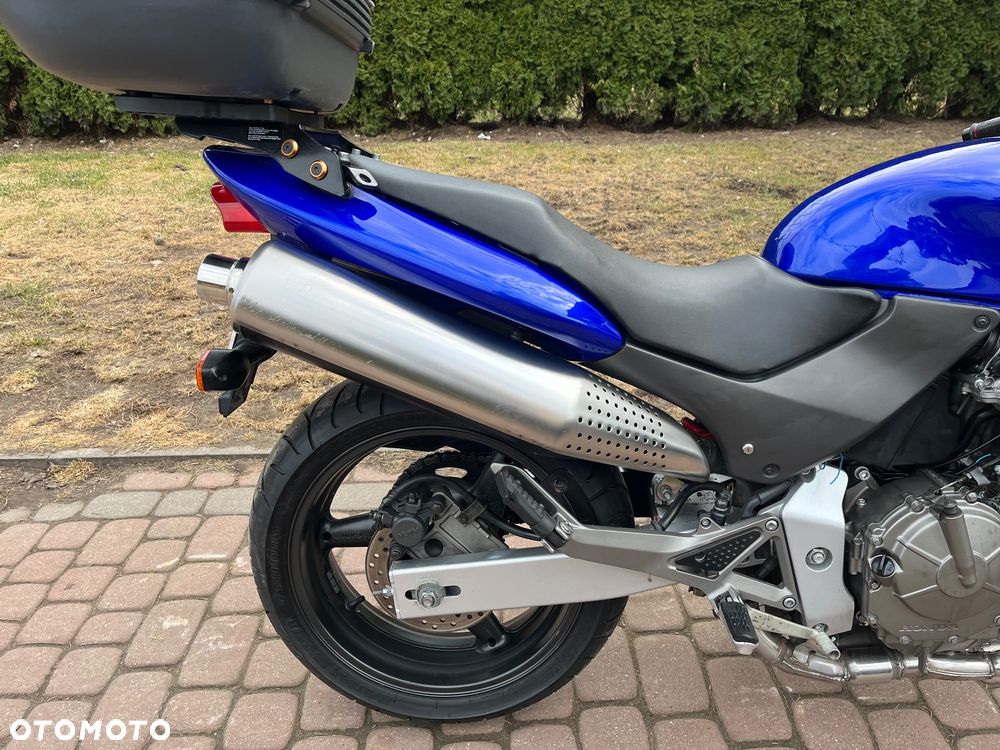 Honda Hornet - 16