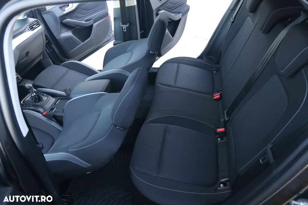 Ford Focus 2.0 TDCI Titanium - 9